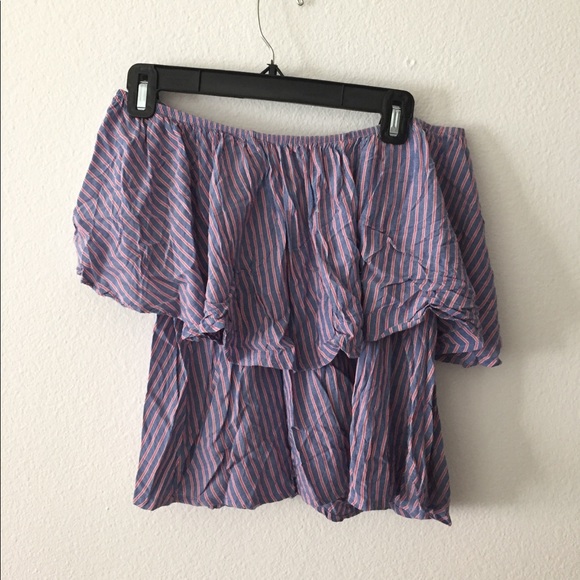Urban Outfitters Kimchi Blue Off the shoulder top - Picture 1 of 3